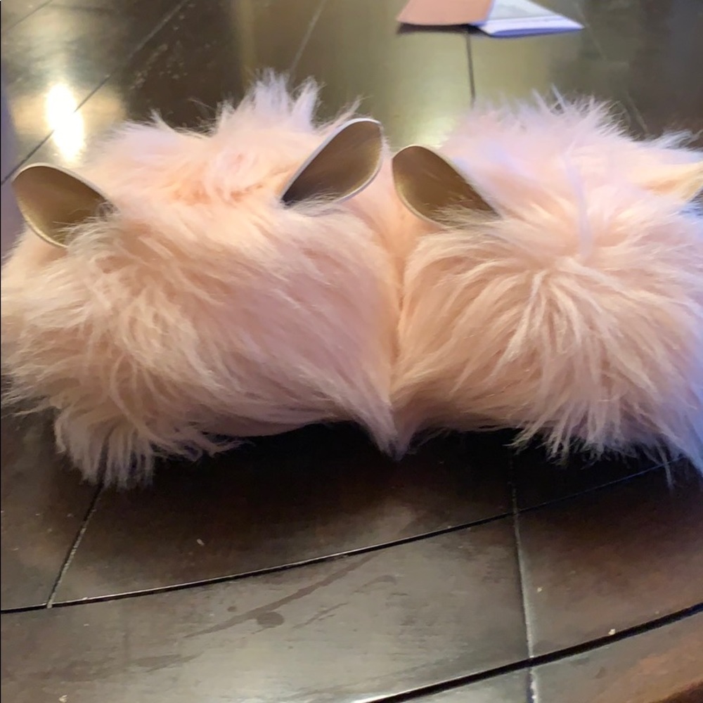Fluffy Girls Slippers-2/3 - Picture 2 of 4